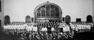 In the 1942 edition of the Chilhowean, the Maryville College Glee Club, choir and orchestra combined with faculty members and townspeople to perform the 8th annual presentation of the Messiah. Photo from the MC Archives.