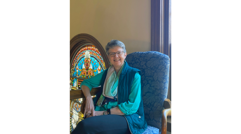 Rev. Dr. Anne McKee To Retire After 21 Years of Service