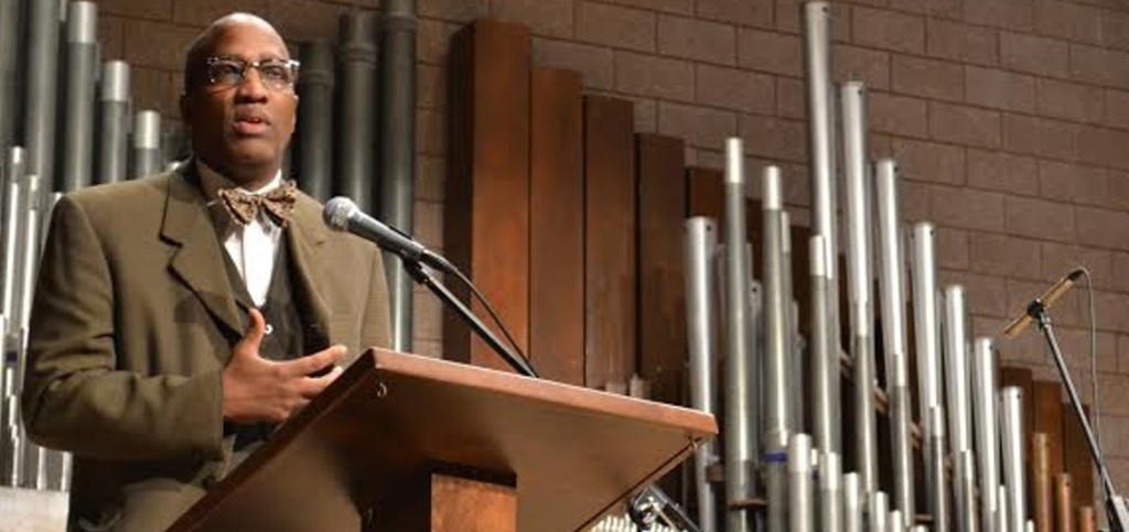 Visiting reverend shares views on violence, poverty