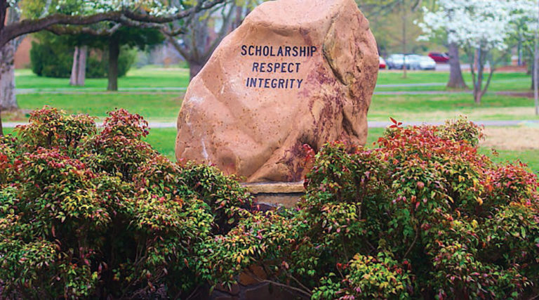Jack Neely to speak at the Commencement Ceremony this year