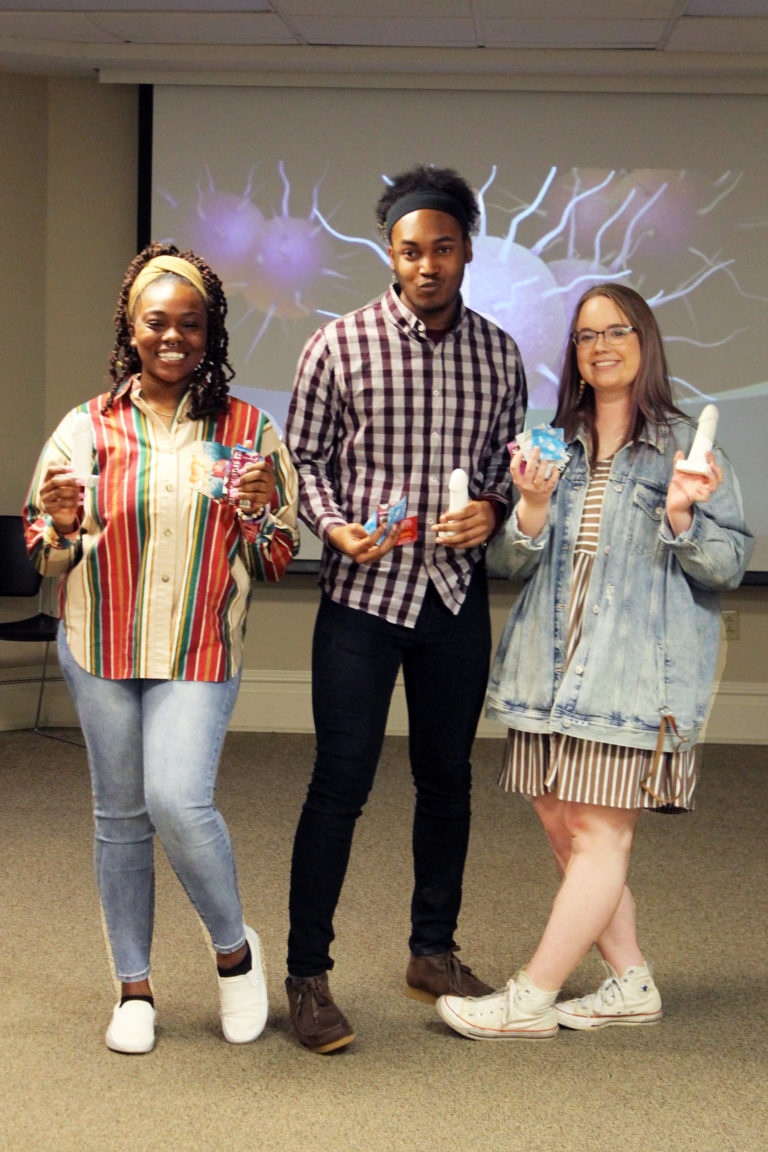 BSA presents sex education panel to Maryville College students