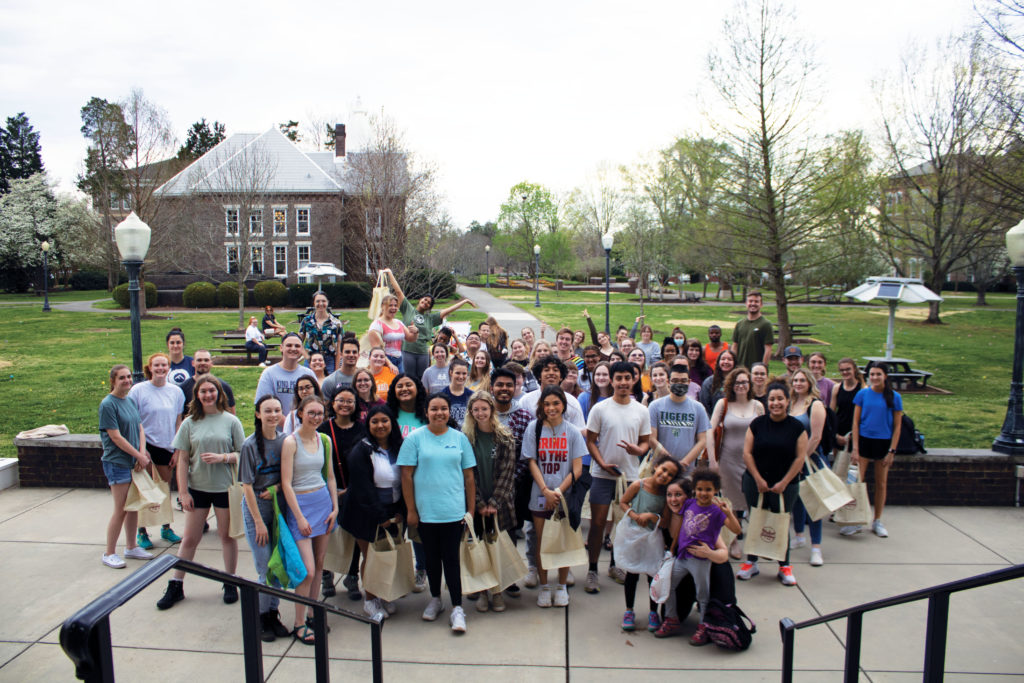 The Student Programming Board hosts an egg hunt