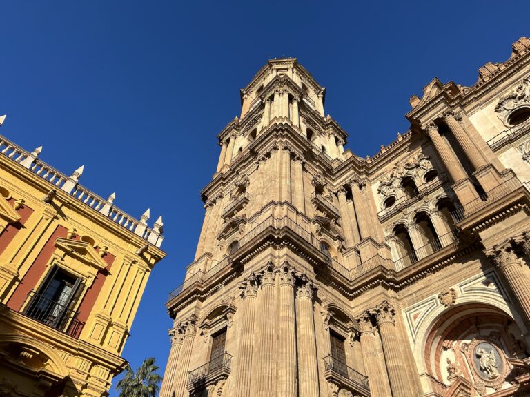 Emily in Spain: Getting Settled