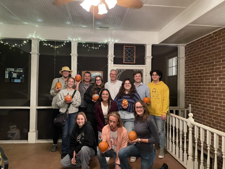Philosophy Club kicks off with a fall social