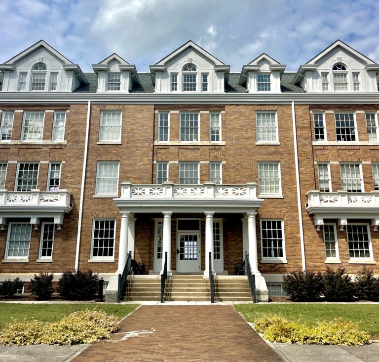 Fungus Among Us: Dorm maintenance issues raise concerns among residents